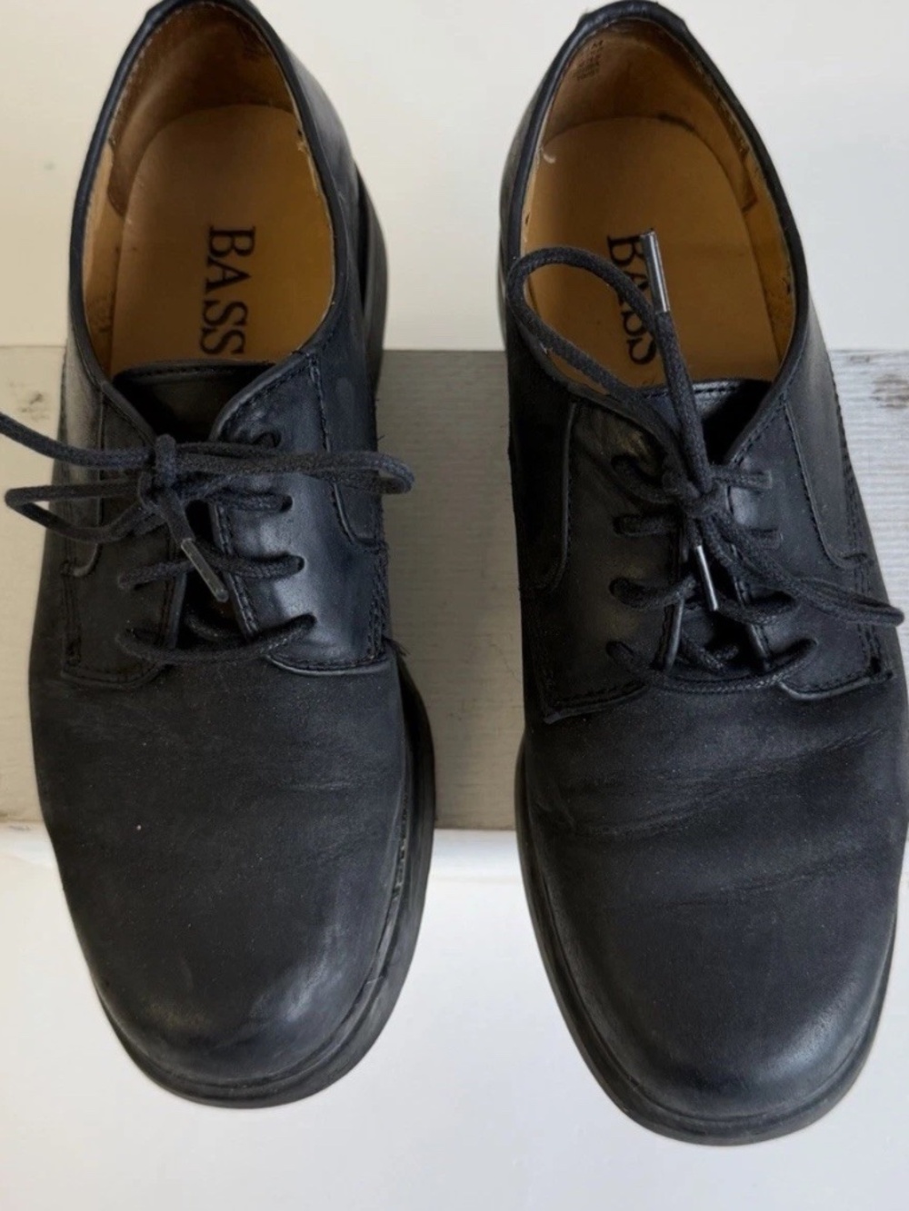 Bass Hara Black Leather Womens Lace Up Oxford Shoes Size 6.5M